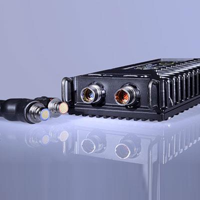 軍用戰(zhàn)術(shù)電臺